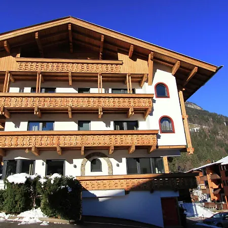 Appartementhaus Austria 4 Finkenberg